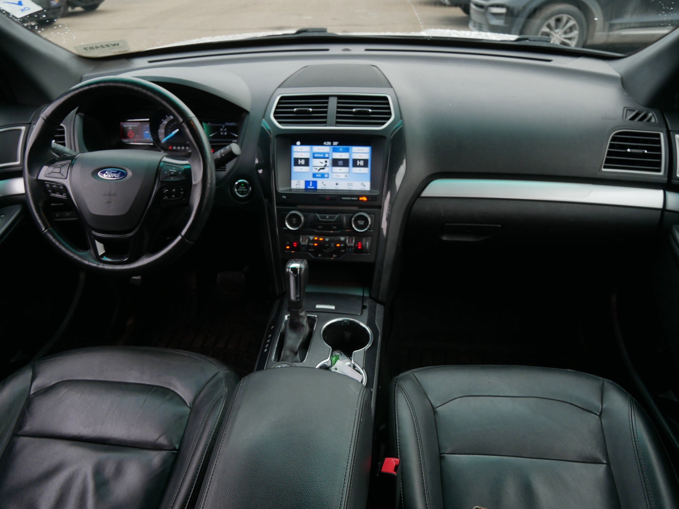 Certified 2017 Ford Explorer XLT w/ Equipment Group 202A image 10