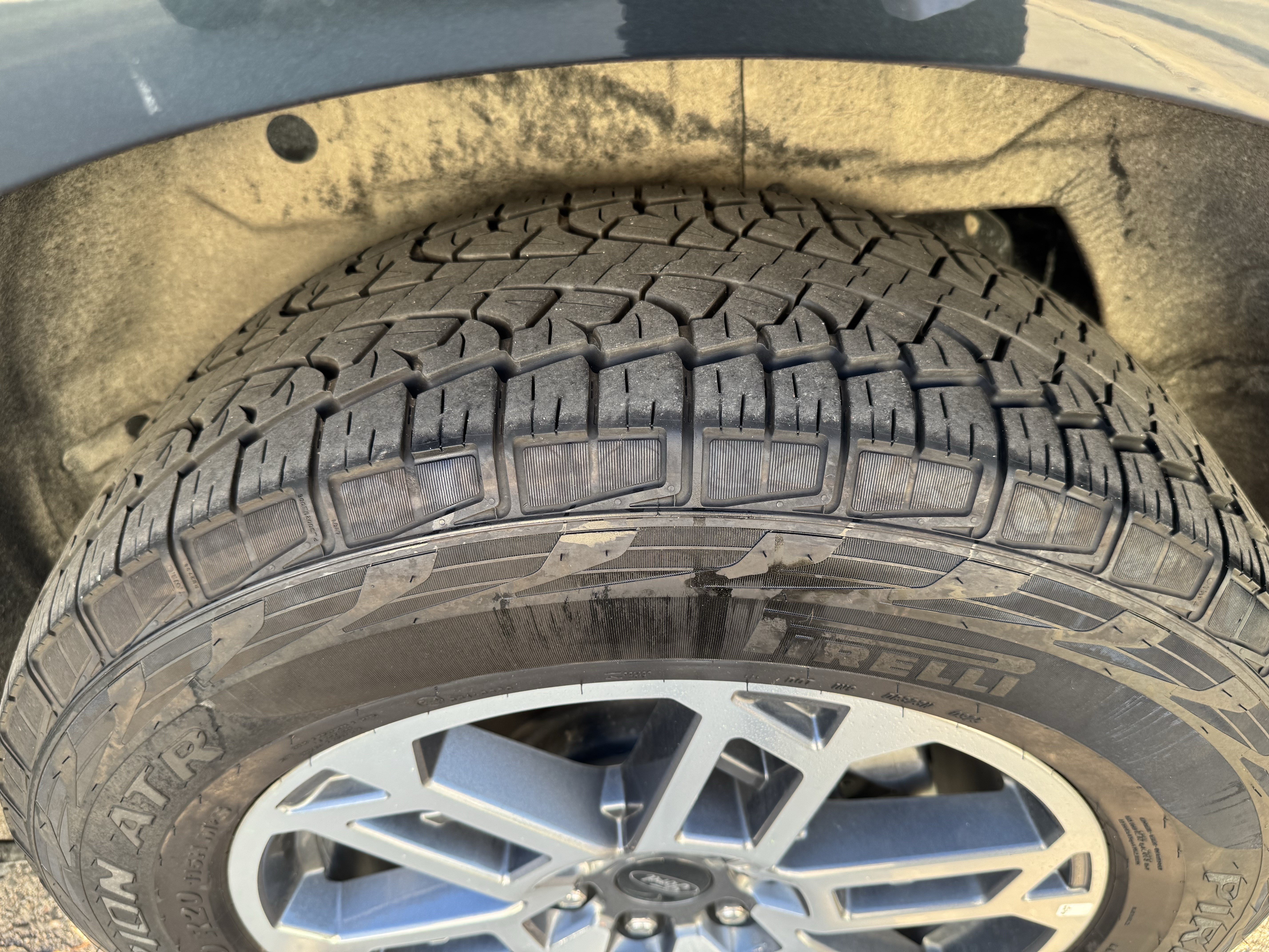 Certified 2025 Ford Expedition Active AWD/4WD image 10
