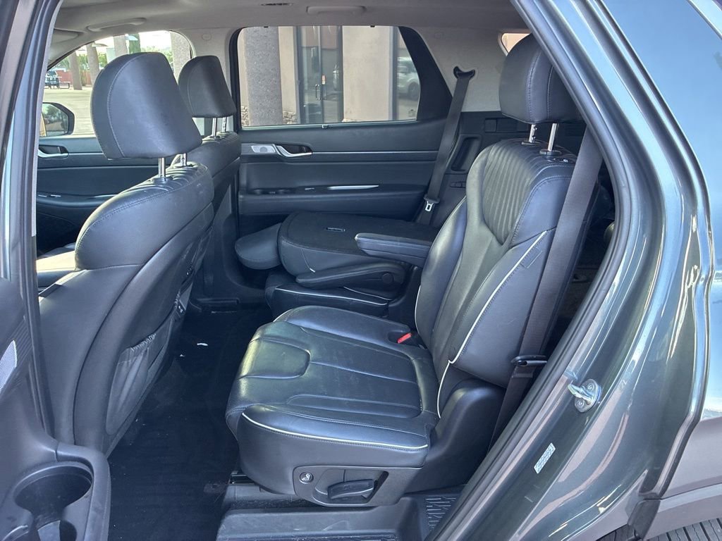 Used 2023 Hyundai Palisade Limited FWD image 17