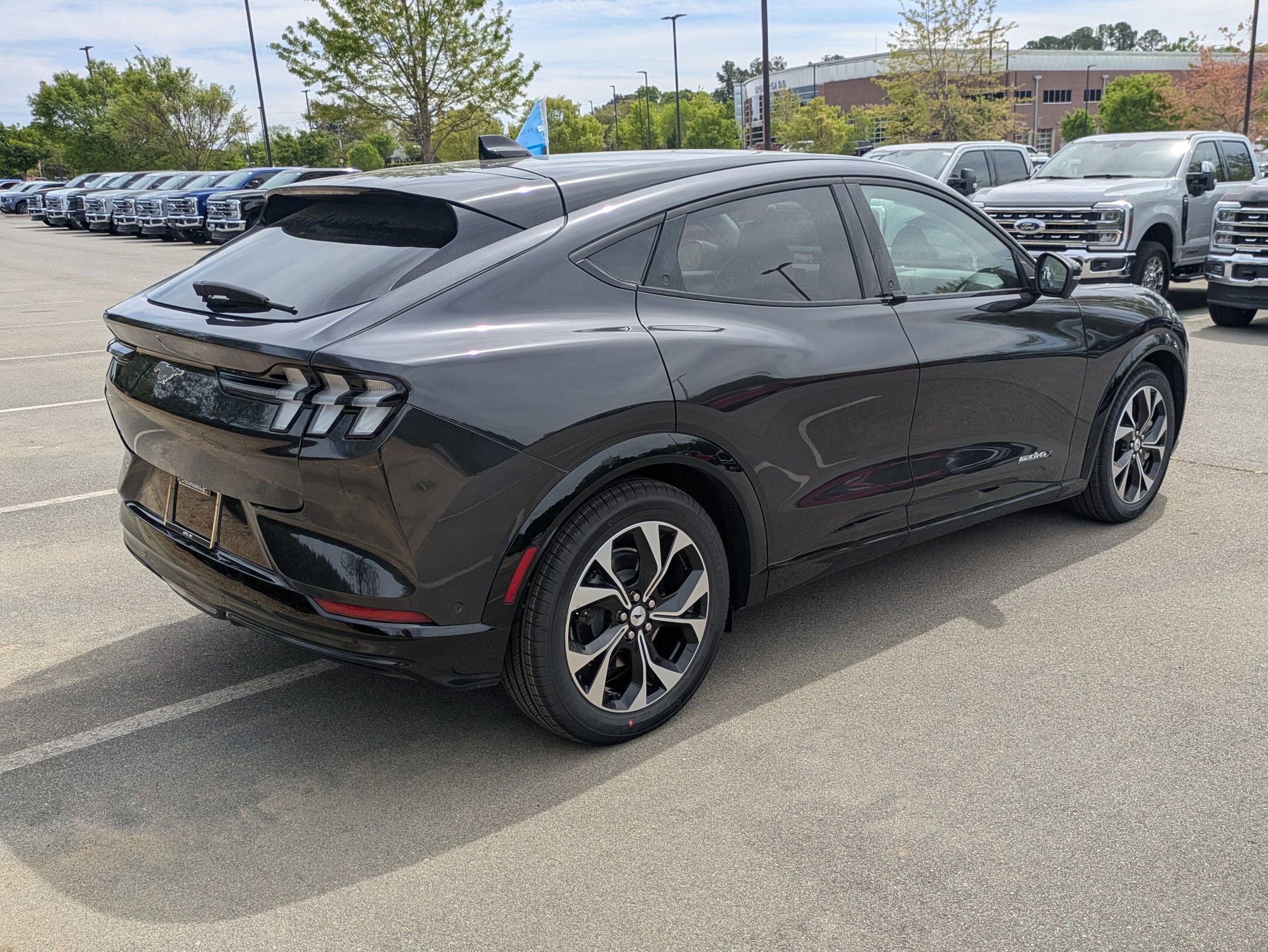 Certified 2022 Ford Mustang Mach-E Premium image 7