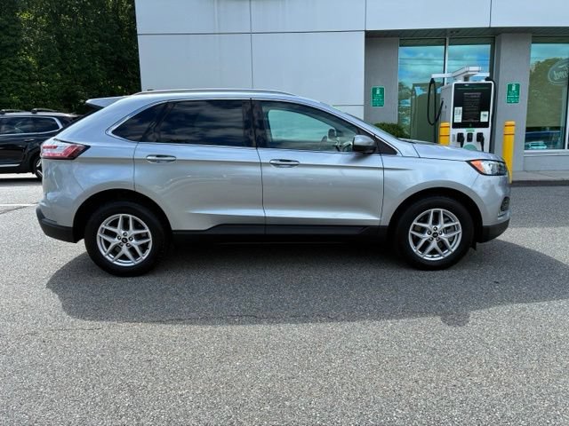 Certified 2024 Ford Edge SEL w/ Convenience Package AWD/4WD image 4