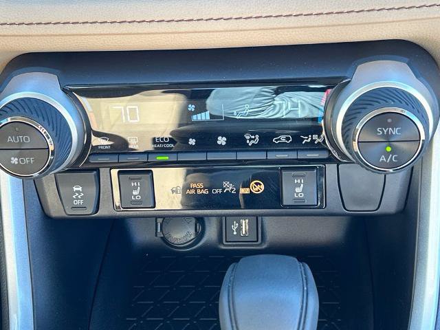 Used 2025 Toyota RAV4 XLE w/ Weather Package AWD/4WD image 16