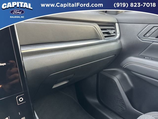 Used 2025 GMC Terrain Elevation image 26