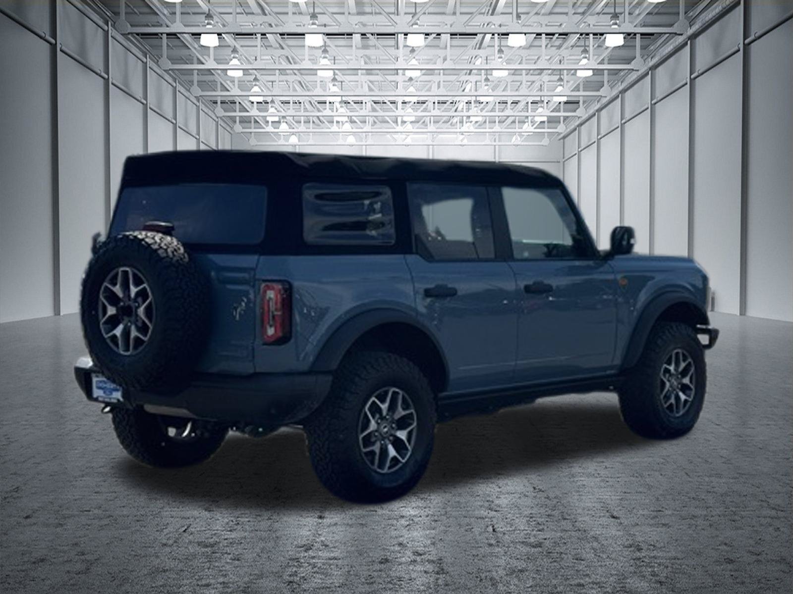 Certified 2023 Ford Bronco Badlands AWD/4WD image 16