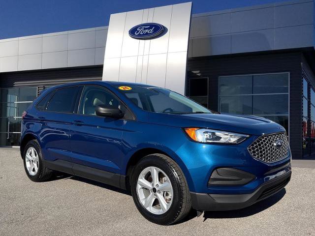 Certified 2024 Ford Edge SE image 5
