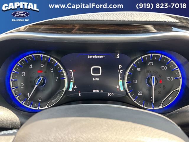 Used 2024 Chrysler Pacifica Limited FWD image 25