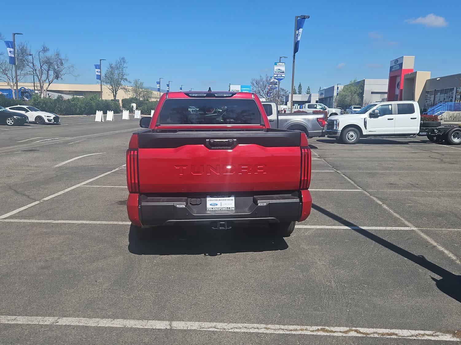 Used 2022 Toyota Tundra SR5 w/ Convenience Package image 4