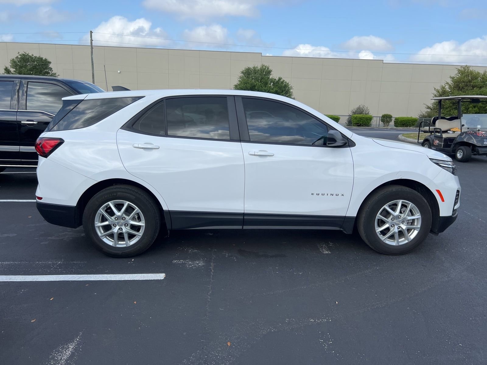Used 2024 Chevrolet Equinox LS image 10