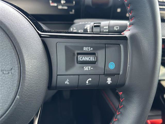Used 2026 Nissan Kicks SR FWD image 22