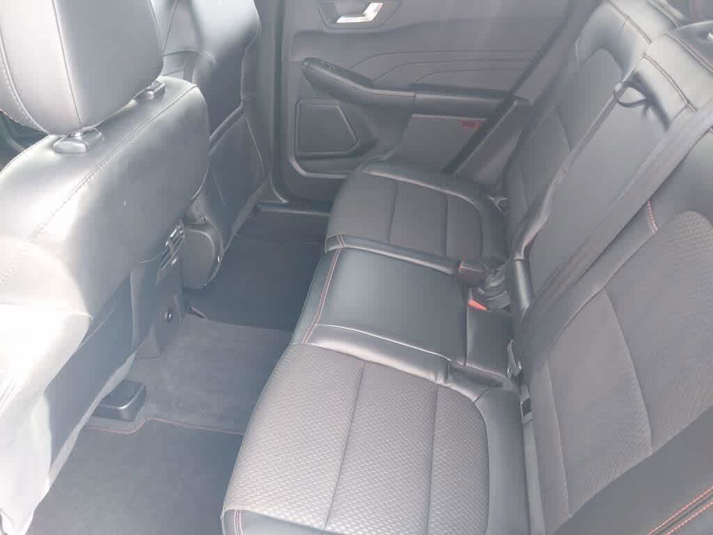 Certified 2023 Ford Escape ST-Line w/ Tech Pack #1 AWD/4WD image 16