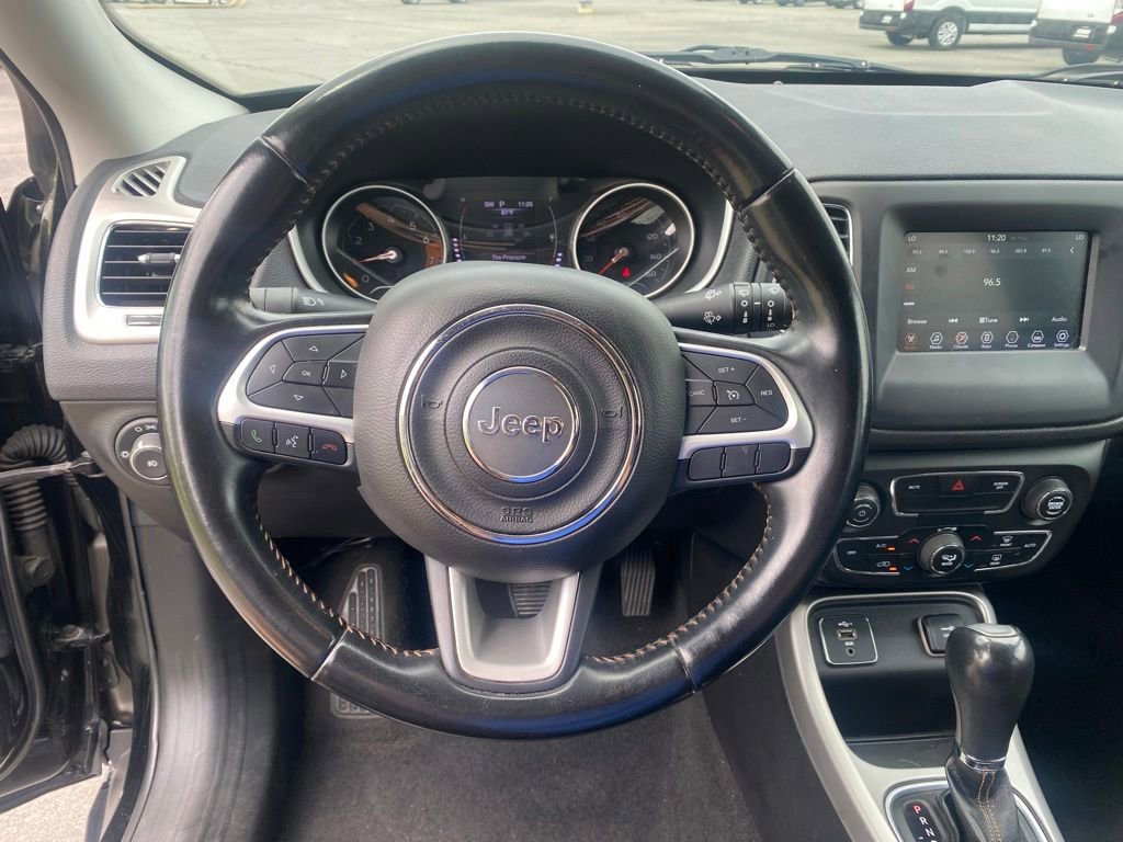 Used 2020 Jeep Compass Latitude FWD image 18