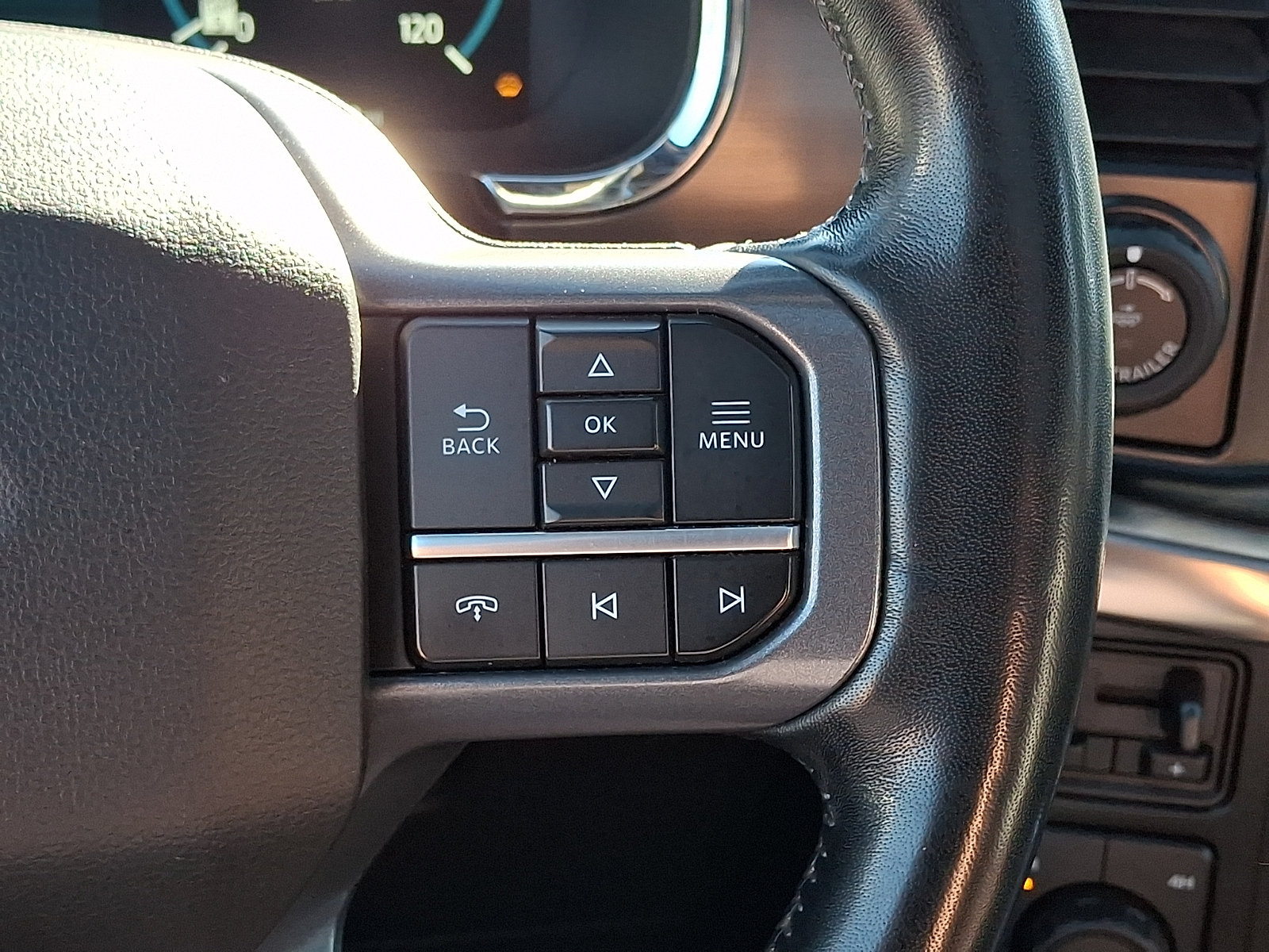 Certified 2023 Ford F150 Lariat w/ Equipment Group 502A High AWD/4WD image 26
