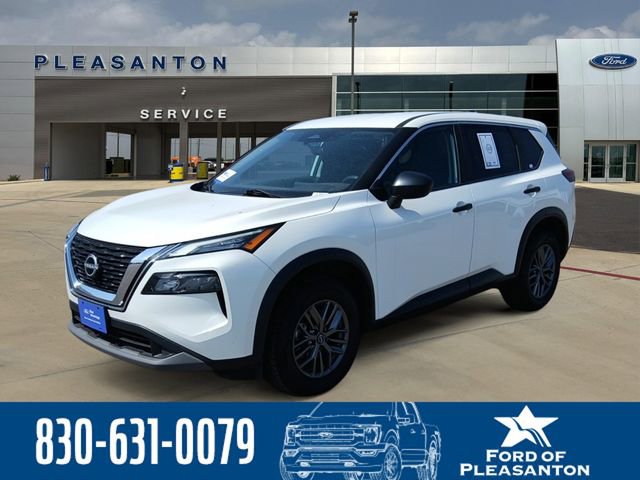 Used 2023 Nissan Rogue S AWD/4WD image 1