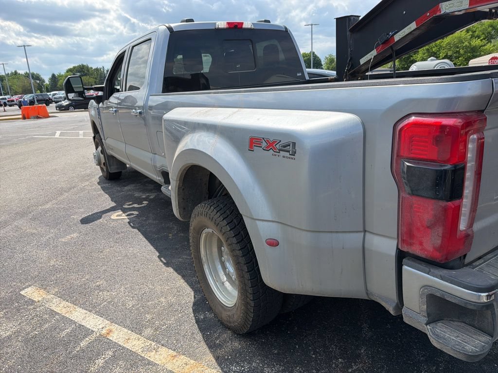 Certified 2024 Ford F350 Lariat w/ Lariat Ultimate Package AWD/4WD image 7
