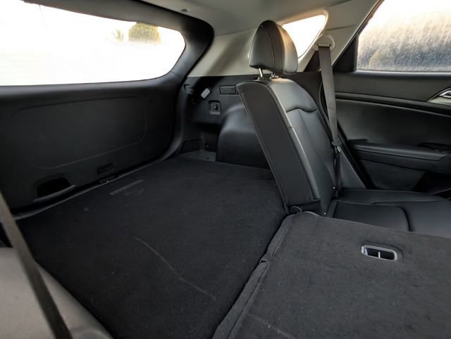 Used 2025 Kia Sportage EX FWD image 13