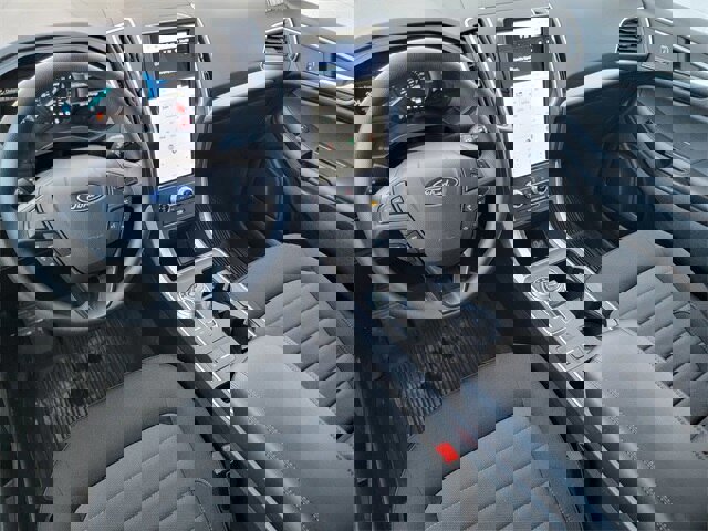 Certified 2024 Ford Edge SE w/ Black Appearance Package image 38