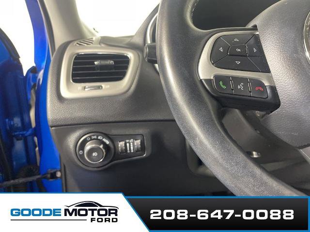 Used 2021 Jeep Compass Latitude w/ Driver Assistance Group AWD/4WD image 13