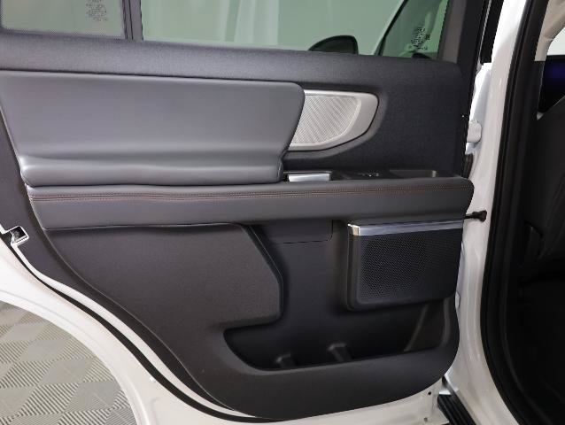 Certified 2025 Ford Expedition Active AWD/4WD image 34