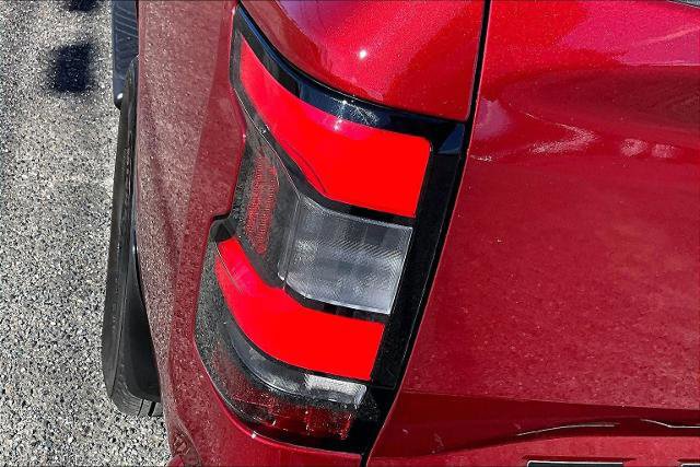 Used 2024 Nissan Frontier SV w/ SV Convenience Package image 34