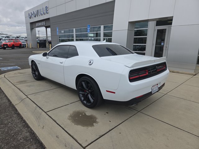 Used 2020 Dodge Challenger R/T w/ Performance Handling Group RWD image 3