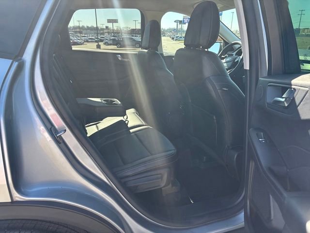 Certified 2022 Ford Escape SEL w/ Technology Package FWD image 12