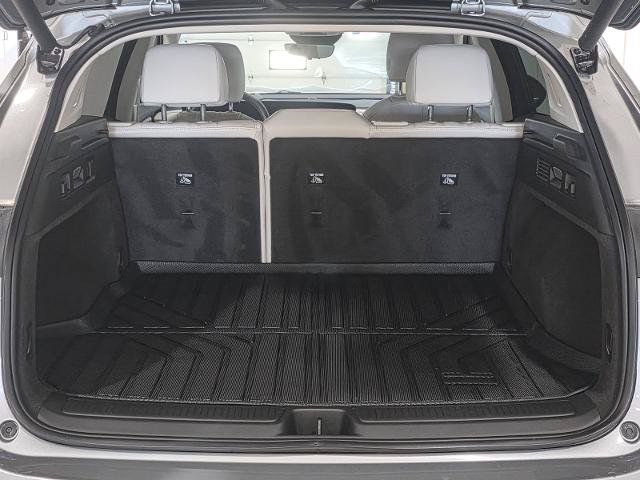 Used 2024 Buick Envision Avenir AWD/4WD image 17