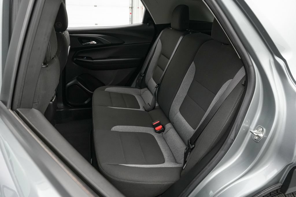 Used 2024 Chevrolet TrailBlazer LT w/ Driver Confidence Package FWD image 18