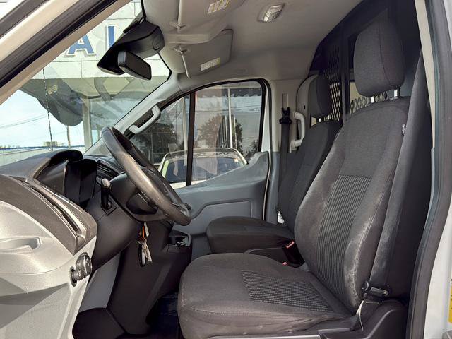 Certified 2018 Ford Transit 250 130 Low Roof w/ Exterior Upgrade Package RWD image 14