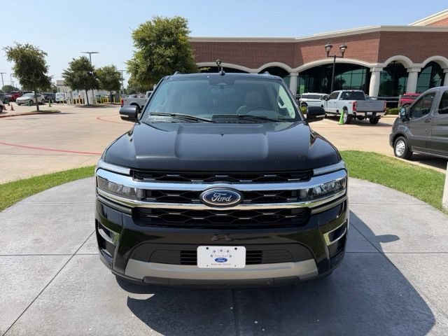 Certified 2024 Ford Expedition Max Limited AWD/4WD image 2
