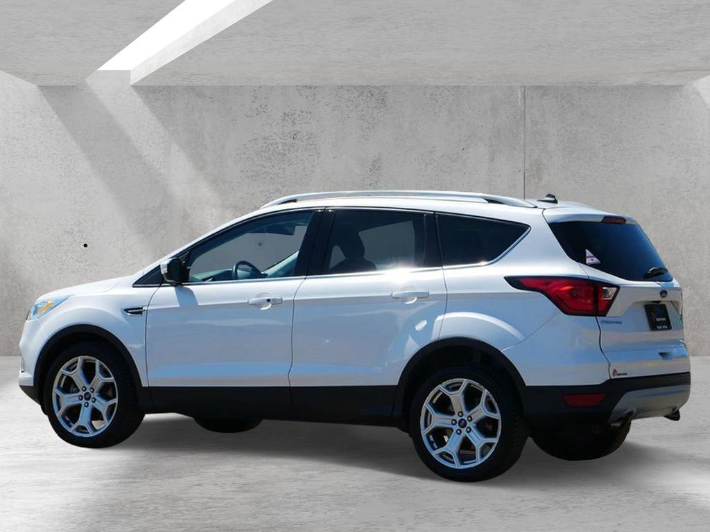 Certified 2019 Ford Escape Titanium AWD/4WD image 4