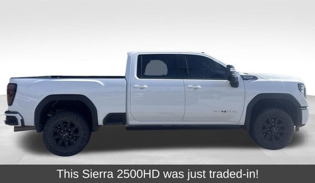 Used 2024 GMC Sierra 2500 AT4 w/ AT4 Premium Plus Package AWD/4WD image 1