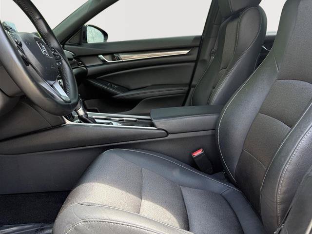 Used 2019 Honda Accord Sport image 9