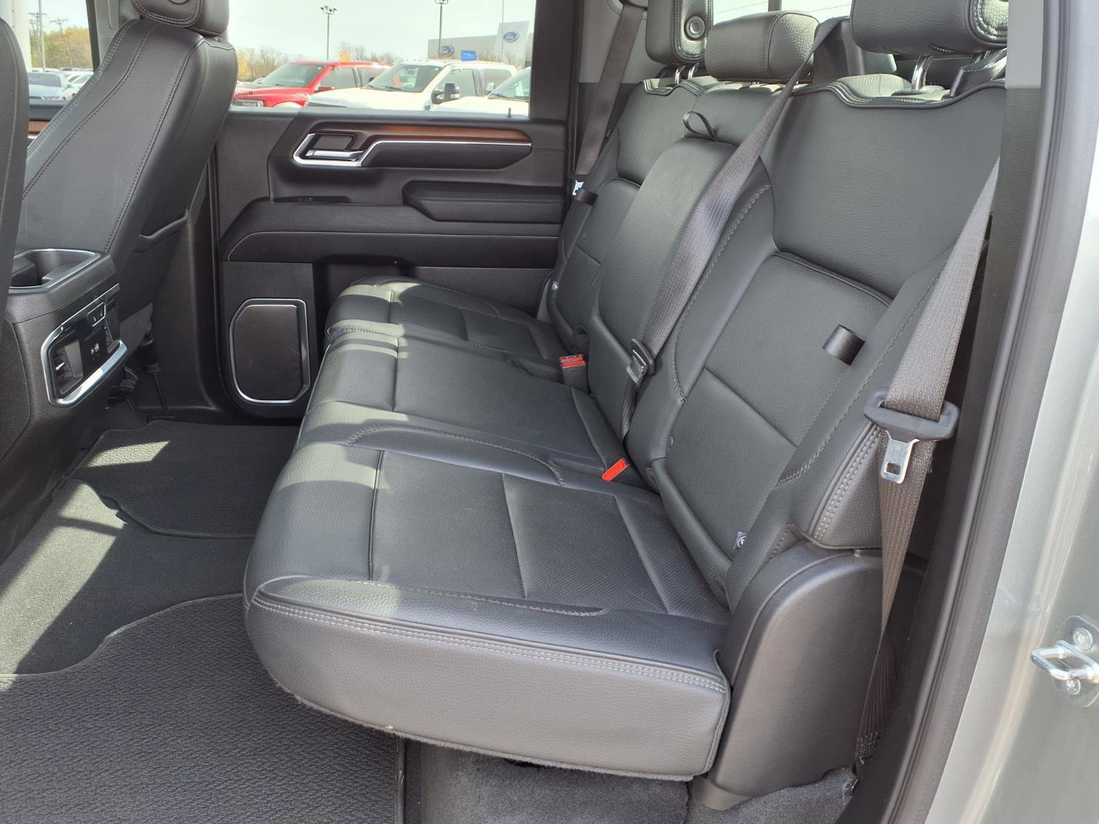 Used 2024 GMC Sierra 2500 Denali w/ Denali Reserve Package image 11