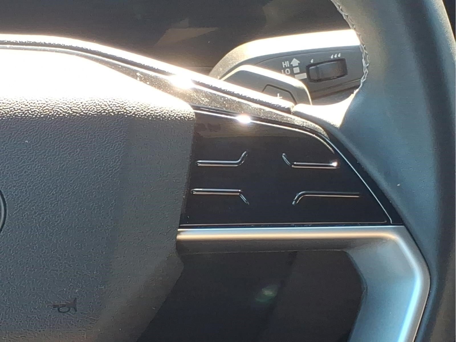 Used 2025 Audi Q5 Premium w/ Convenience Package AWD/4WD image 13