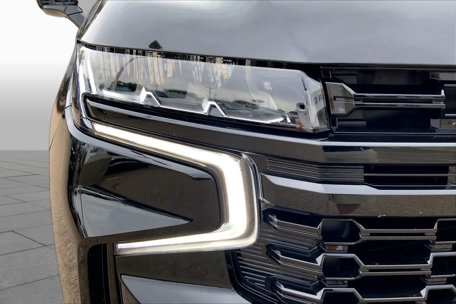 Used 2024 Chevrolet Tahoe Z71 w/ Max Trailering Package AWD/4WD image 28