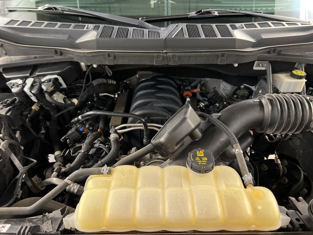 Certified 2022 Ford F150 Lariat w/ Equipment Group 502A High image 42