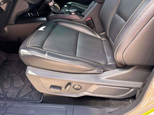 Certified 2025 Ford Bronco Badlands AWD/4WD image 16