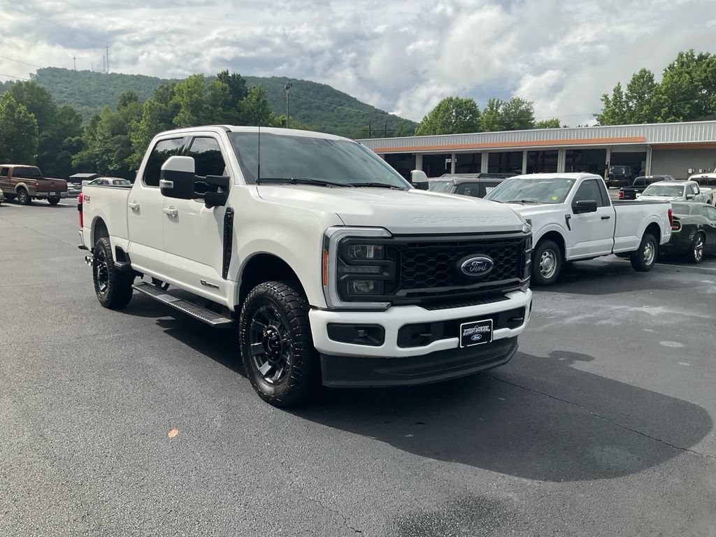 Certified 2023 Ford F250 Lariat w/ Sport Appearance Package AWD/4WD image 3