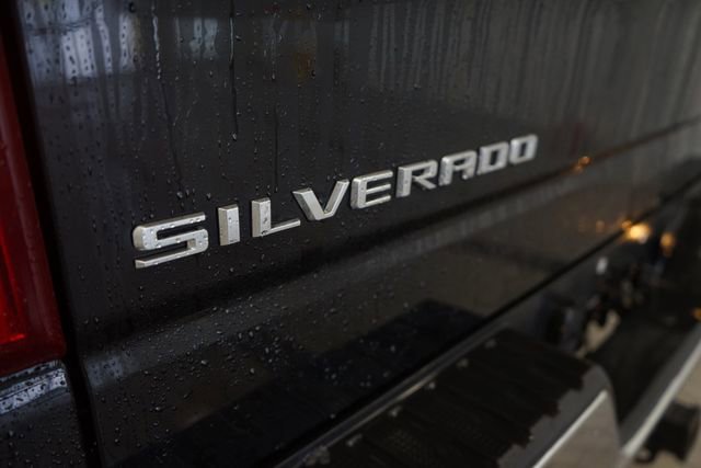 Used 2020 Chevrolet Silverado 1500 LT image 14
