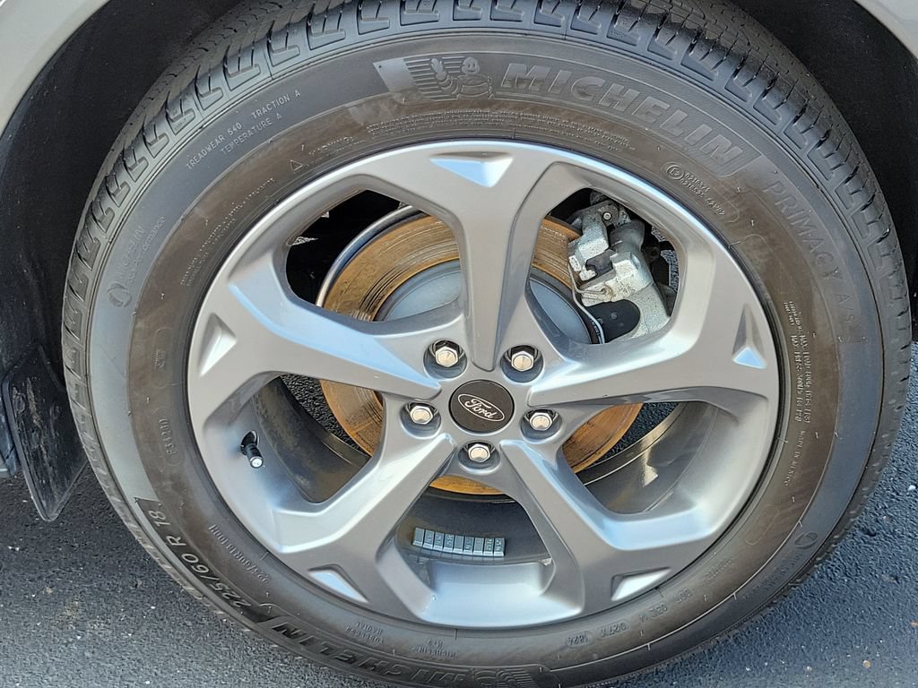 Certified 2024 Ford Escape ST-Line w/ Tech Pack #1 FWD image 5