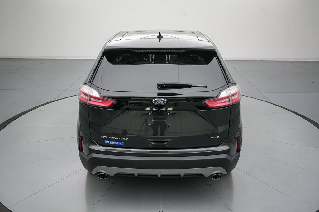 Certified 2024 Ford Edge Titanium w/ Equipment Group 301A AWD/4WD image 5