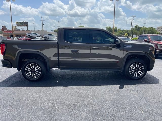 Used 2023 GMC Sierra 1500 AT4 w/ AT4 Premium Package AWD/4WD image 8