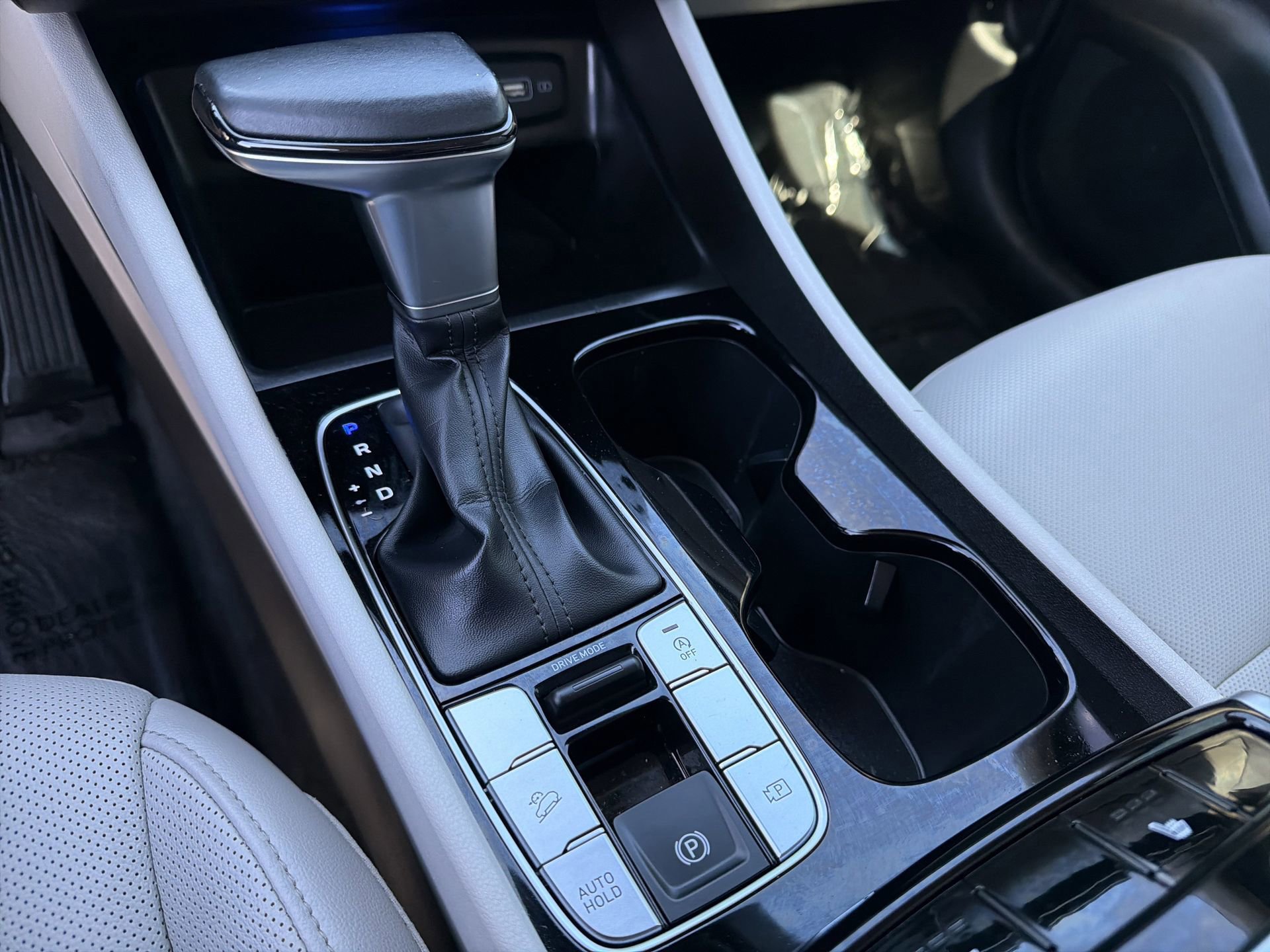 Used 2023 Hyundai Tucson SEL w/ Convenience Package image 16