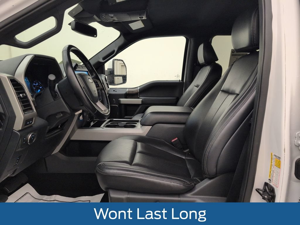 Certified 2022 Ford F250 Lariat w/ Tremor Off-Road Package AWD/4WD image 4