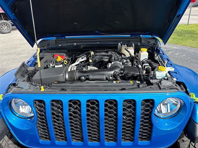 Used 2023 Jeep Gladiator Sport AWD/4WD image 30
