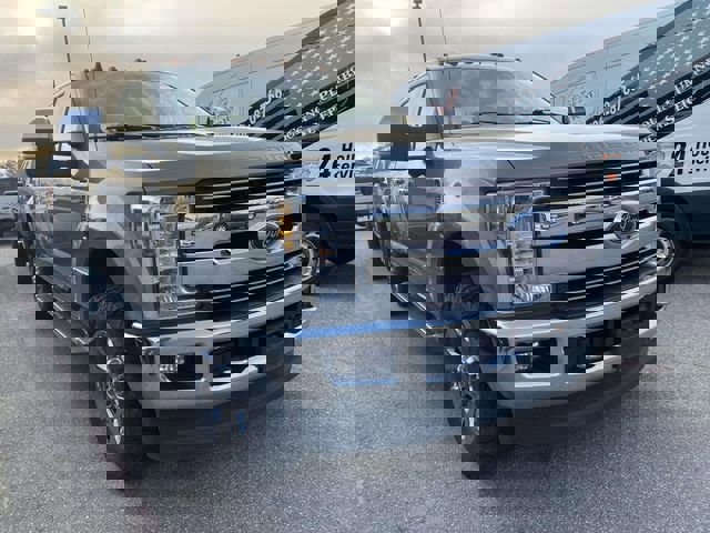 Certified 2019 Ford F250 Lariat w/ Tow Technology Bundle image 2