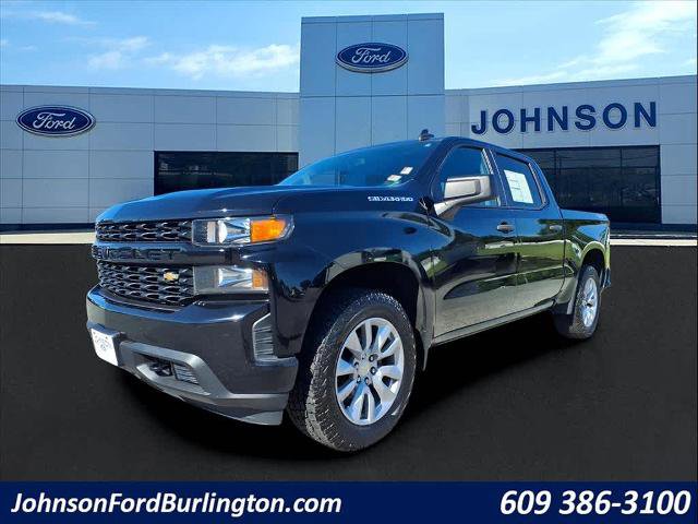 Used 2020 Chevrolet Silverado 1500 Custom w/ Custom Value Package image 3