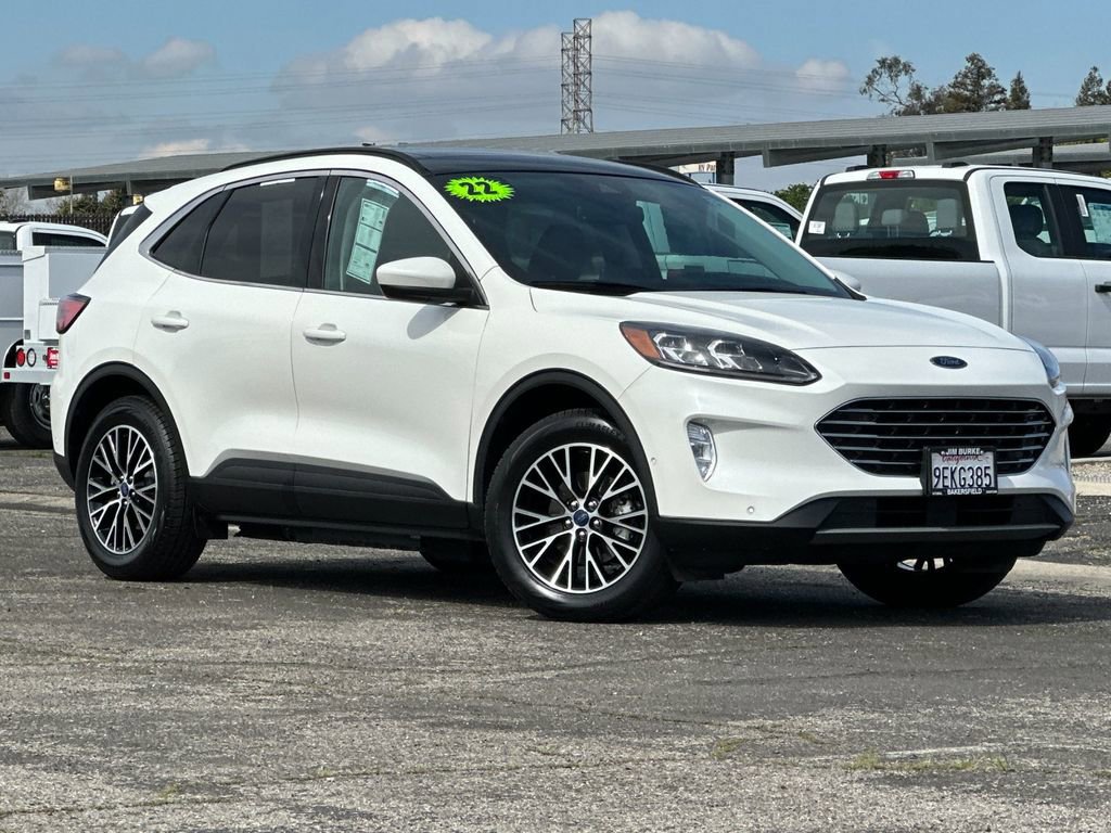 Certified 2022 Ford Escape Titanium w/ Titanium Premium Package image 8