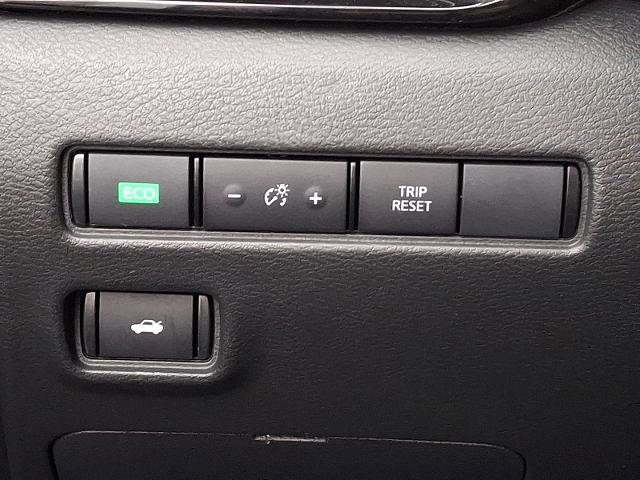 Used 2020 Nissan Sentra SV image 24