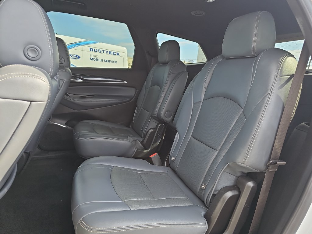 Used 2022 Buick Enclave Premium FWD image 14